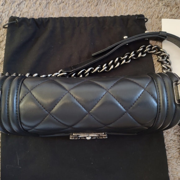 Chanel Boy Small Bag - Picture 3 of 15